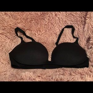 Victoria’s Secret plunge bra